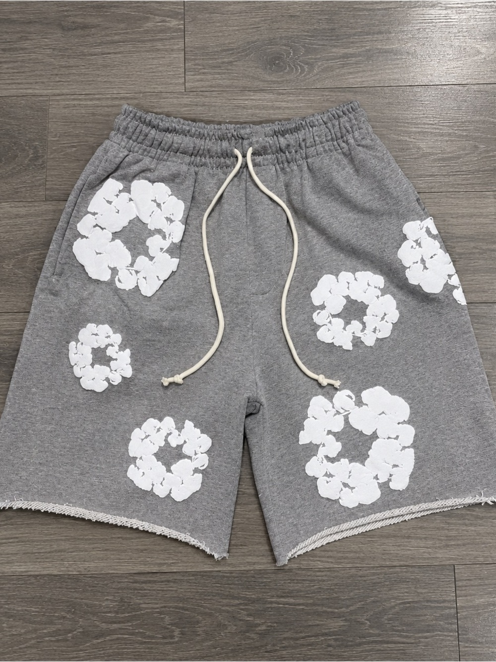 Gray Floral Print Men’s Sweatshorts